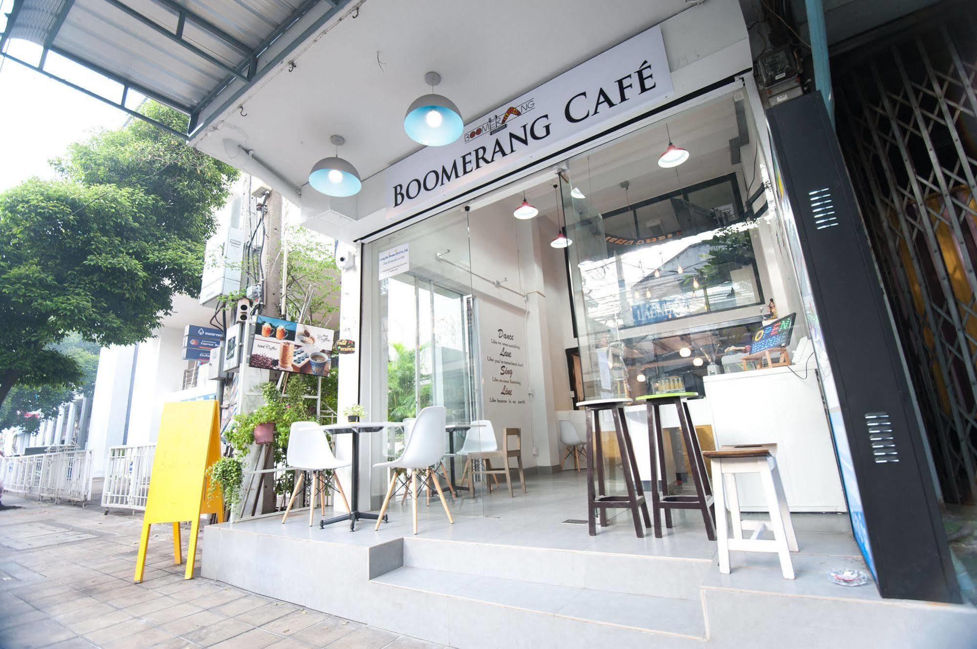 My Thai Hostel Bangkok Exteriör bild